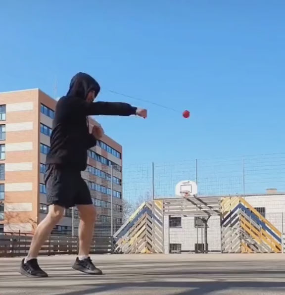 Head-Mounted Reflex Boxing Trainer