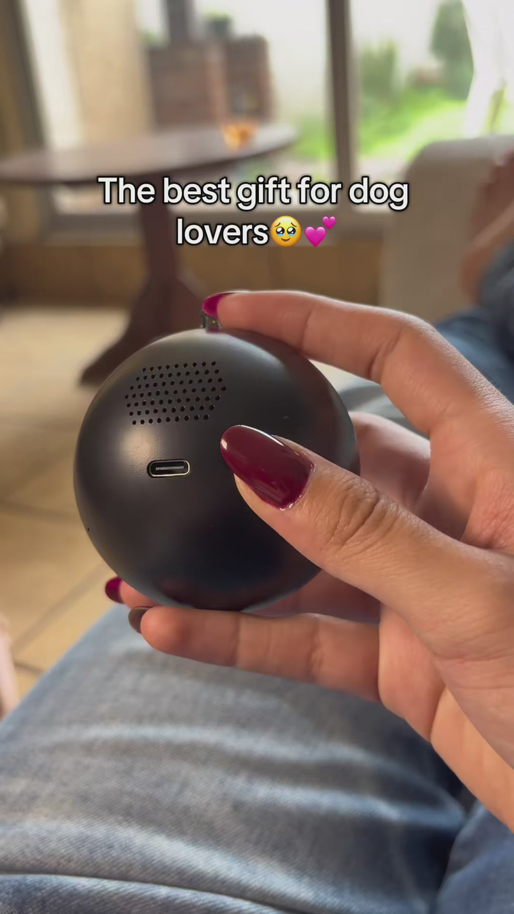 Magic Crystal Ball 3D Media Player