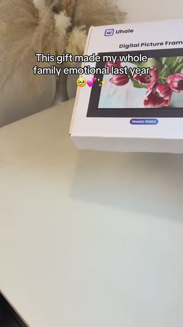 Smart WiFi Digital Photo Frame (10.1")