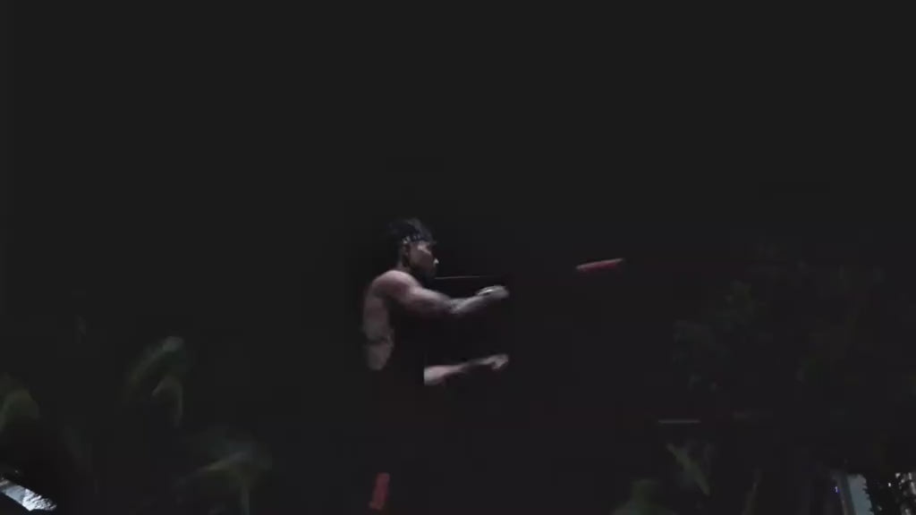 Head-Mounted Reflex Boxing Trainer